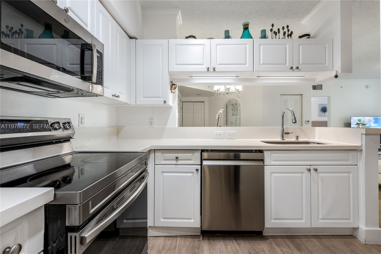 17100 N Bay Rd #1414 Sunny Isles Beach, FL 33160