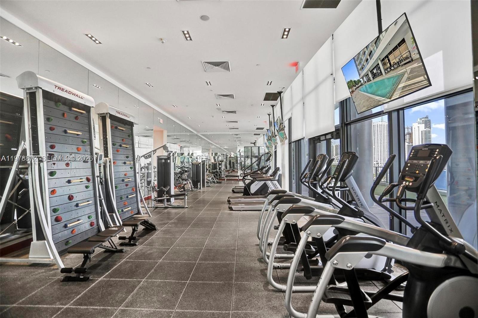 1600 NE 1st Ave #1008 Miami, FL 33132