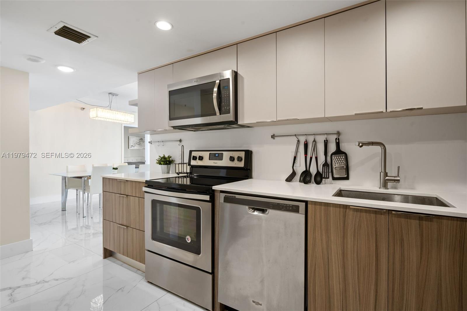 20505 E Country Clb Dr #1231 Aventura, FL 33180