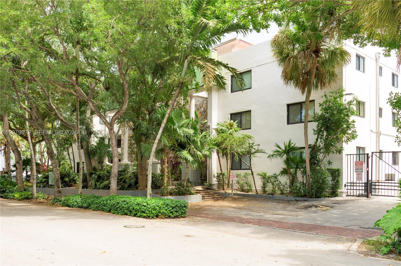 2930 Day Ave #PH2N Miami, FL 33133