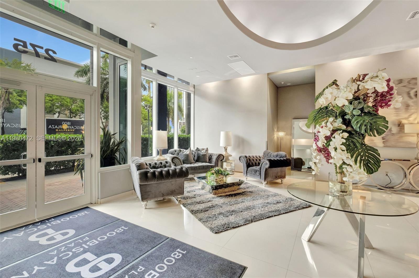 275 NE 18th St #PH-09 Miami, FL 33132