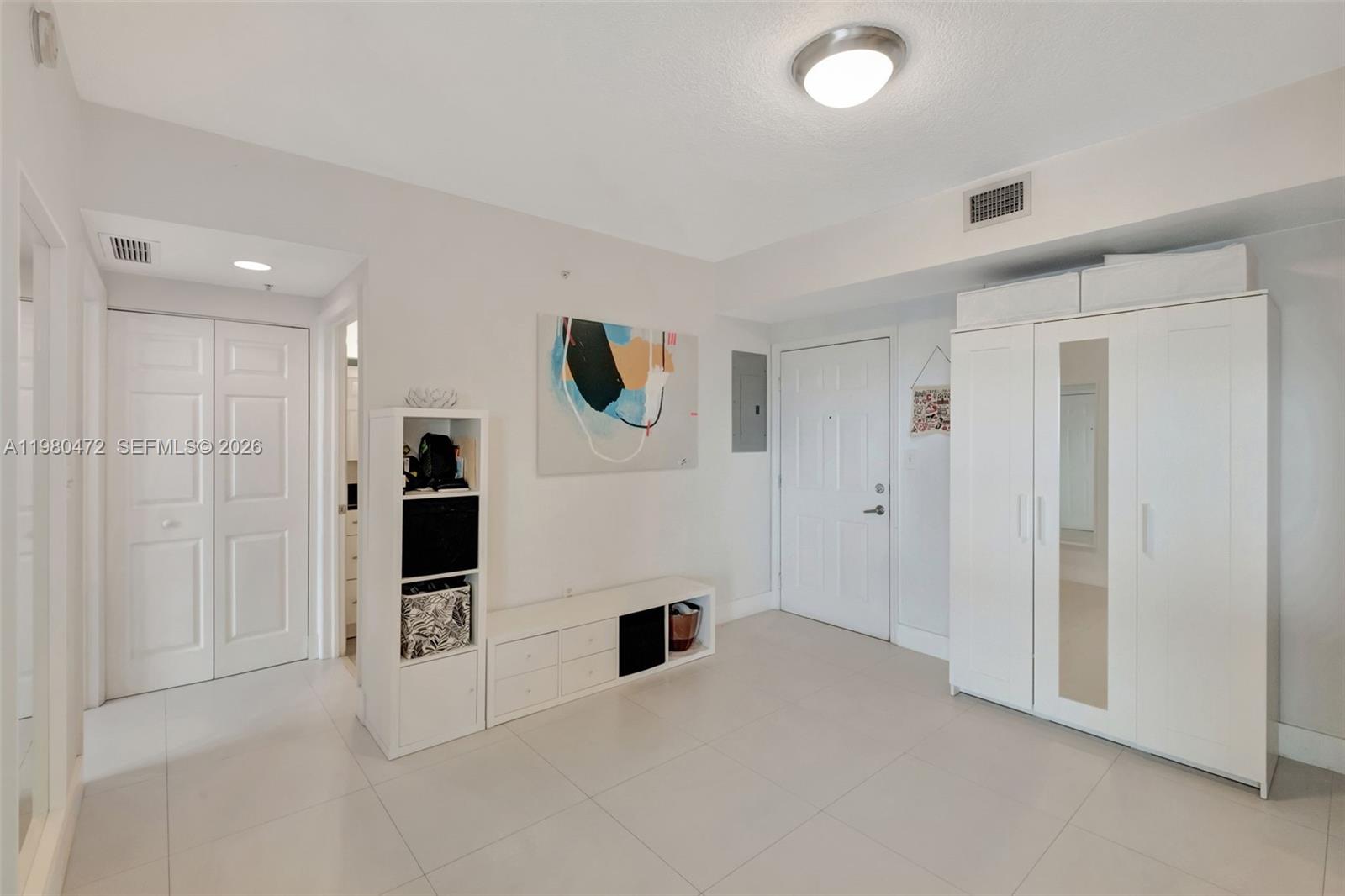 275 NE 18th St #PH-09 Miami, FL 33132