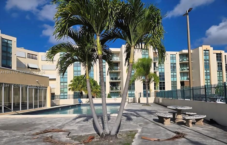 2075 SW 122nd Ave #129