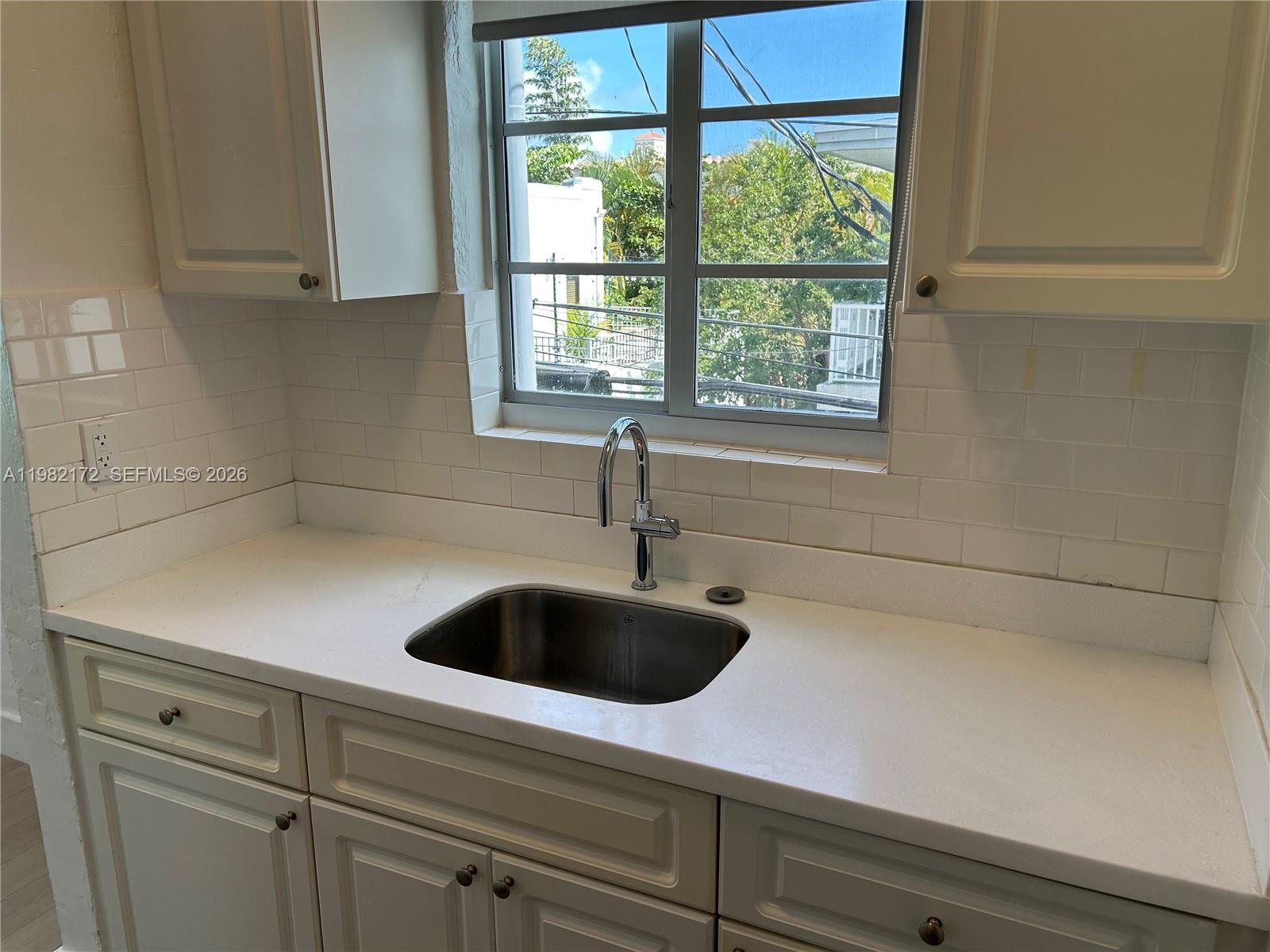 1025 Meridian Ave #207