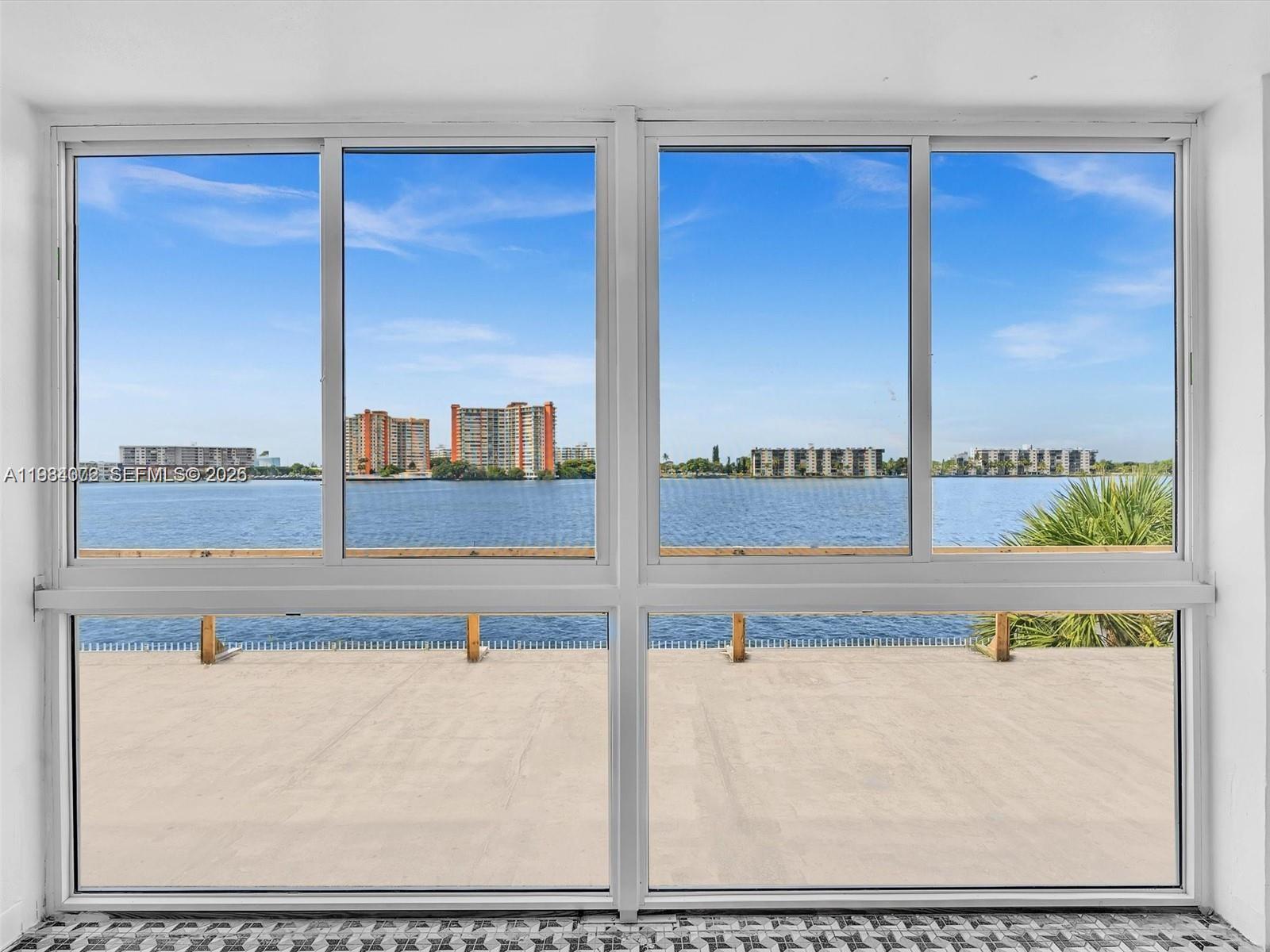 1170 NE 191st St #24 Miami, FL 33179