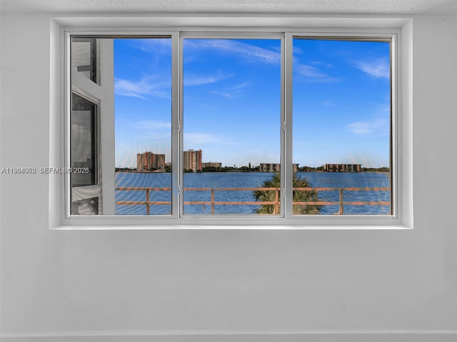 1170 NE 191st St #24 Miami, FL 33179