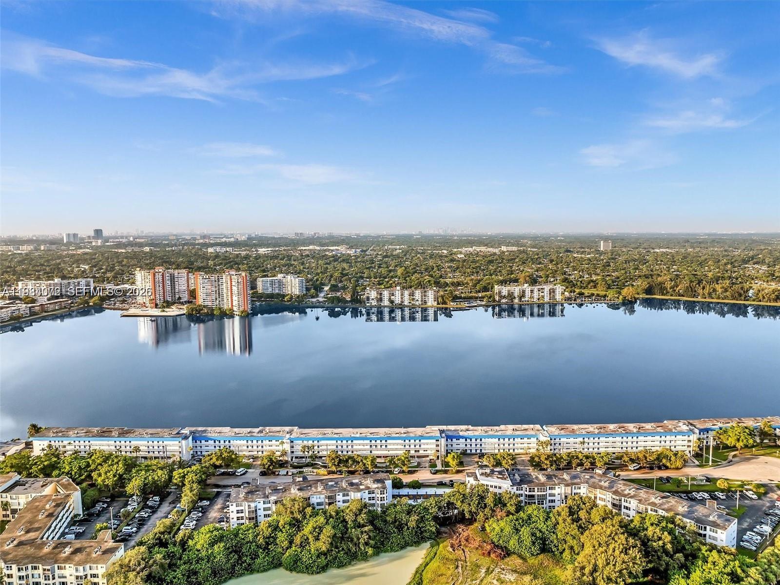 1170 NE 191st St #24 Miami, FL 33179