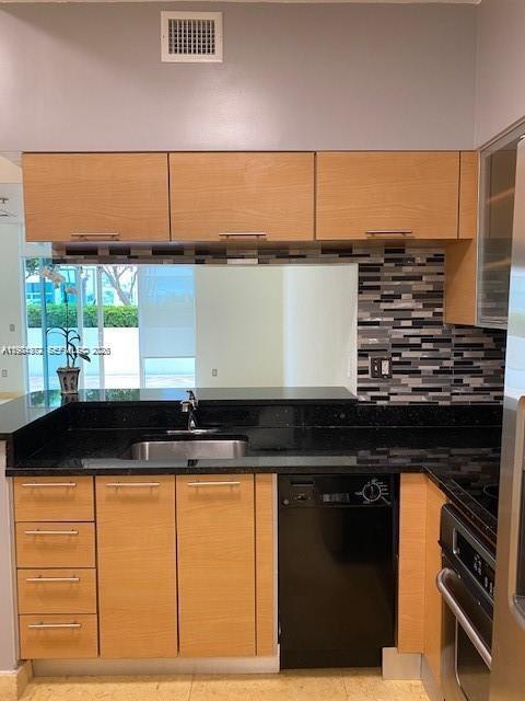 31 SE 5th St #1106 Miami, FL 33131