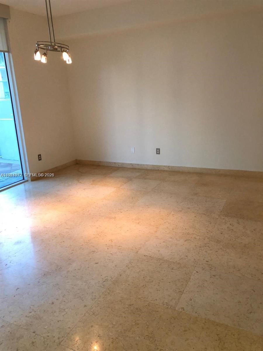 31 SE 5th St #1106 Miami, FL 33131