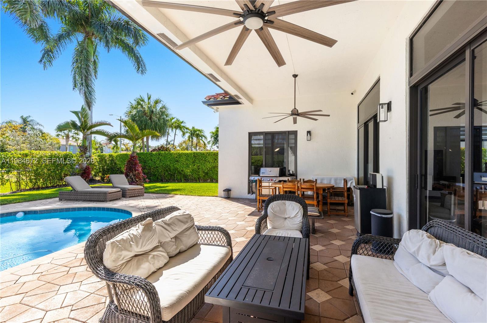 1479 SW 159th Ter Pembroke Pines, FL 33027