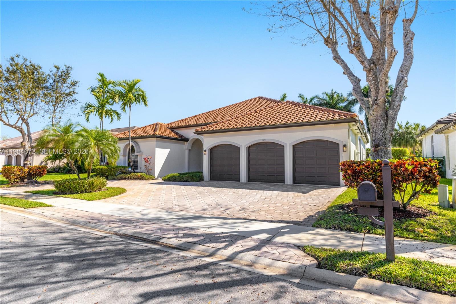 1479 SW 159th Ter Pembroke Pines, FL 33027