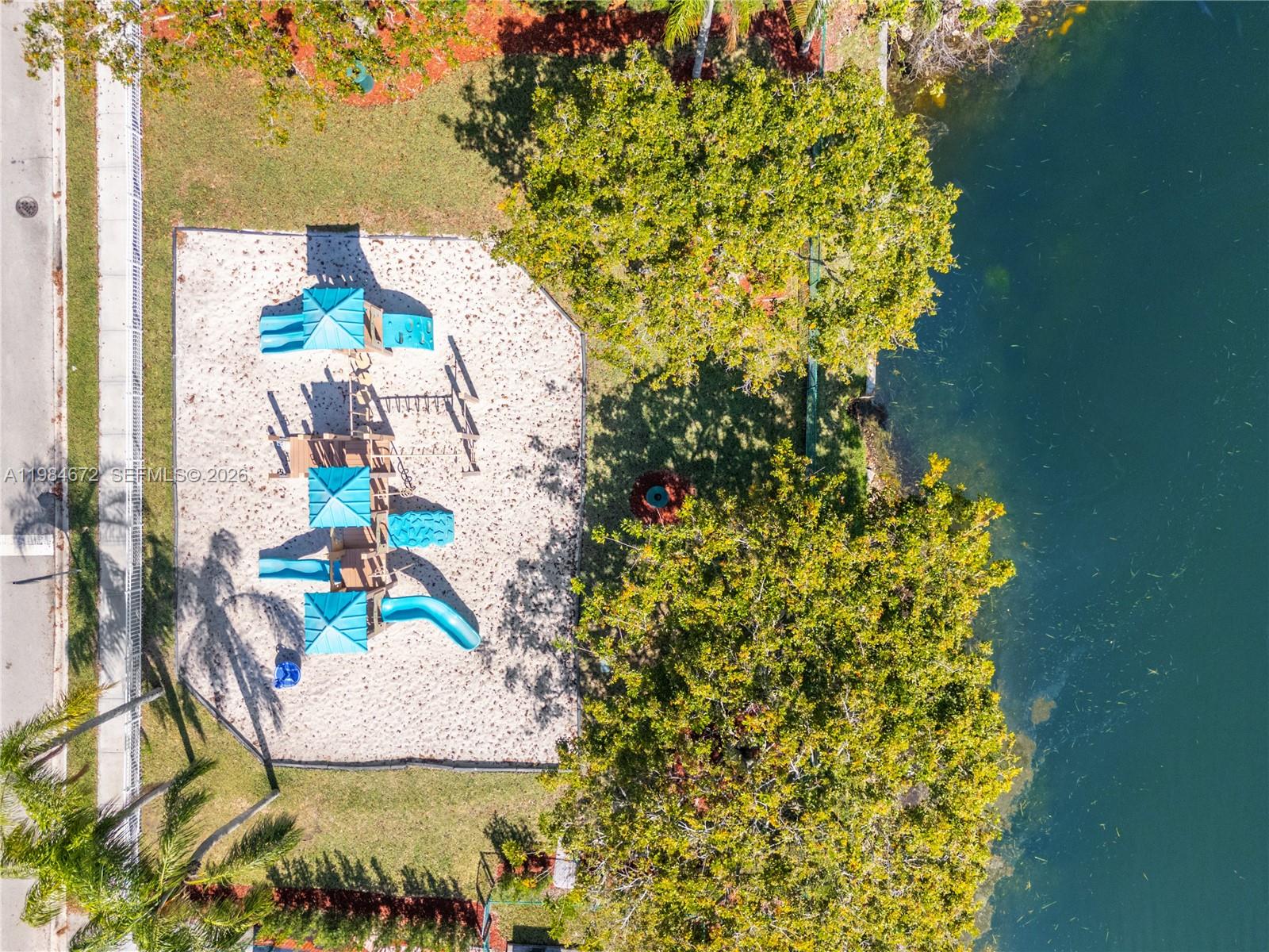 1479 SW 159th Ter Pembroke Pines, FL 33027