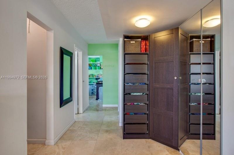 2455 Flamingo Dr #201 Miami Beach, FL 33140