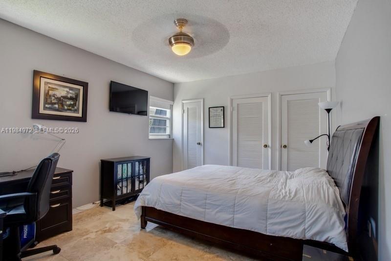 2455 Flamingo Dr #201 Miami Beach, FL 33140