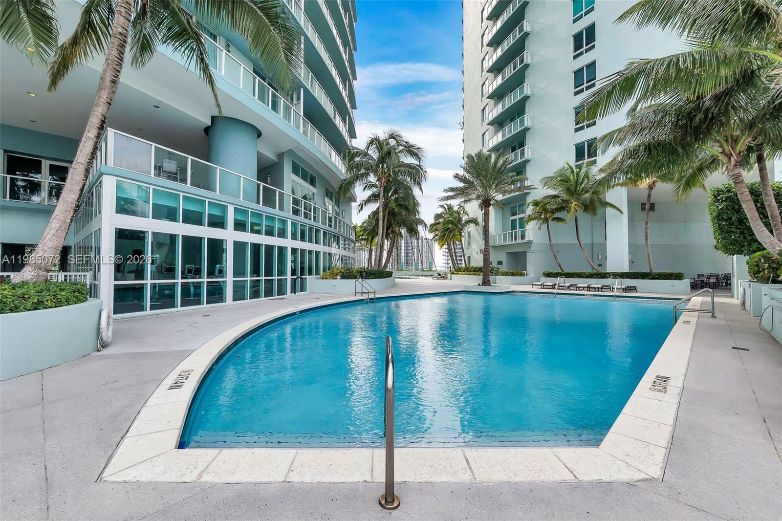 1900 N Bayshore Dr #PH 5006 Miami, FL 33132