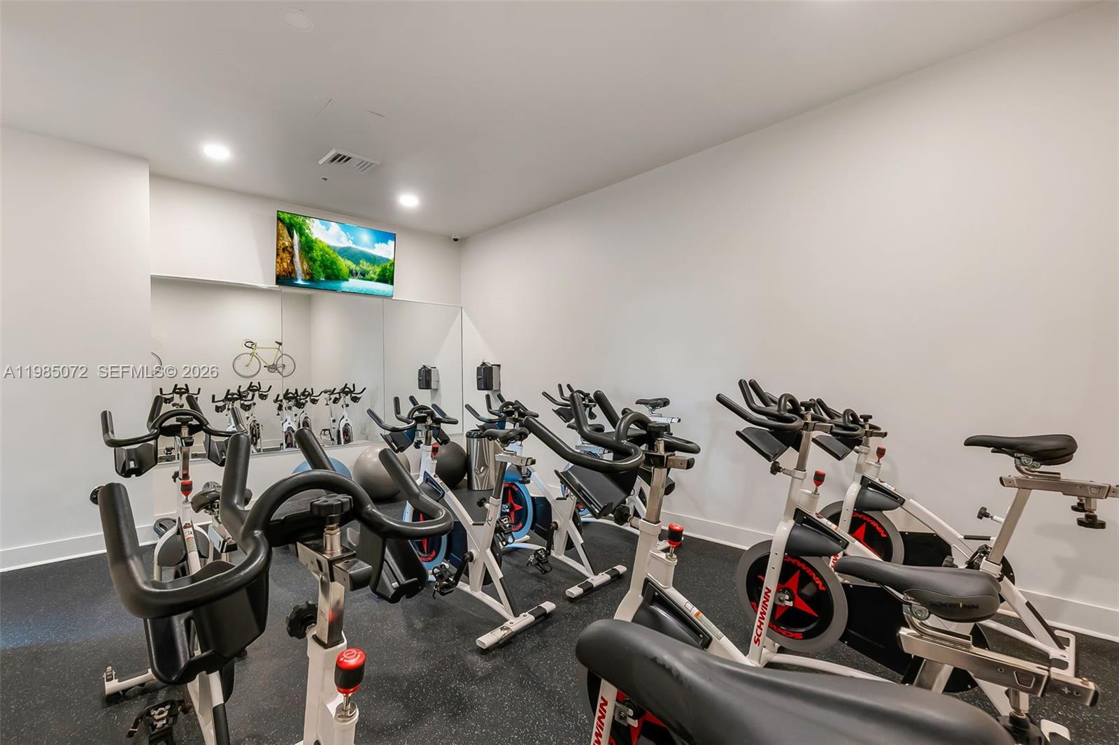 1900 N Bayshore Dr #PH 5006 Miami, FL 33132