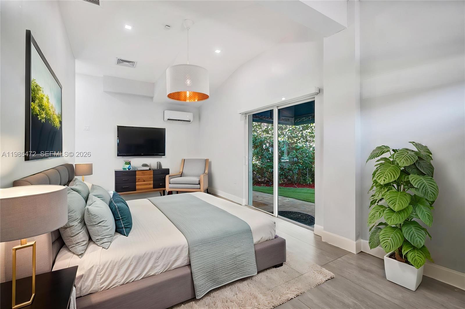 1110 NE 100th St Miami Shores, FL 33138