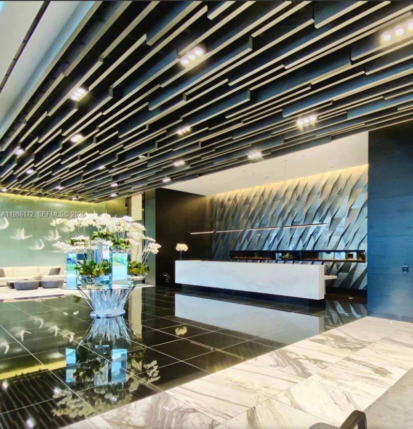 image Paramount Miami Worldcenter11