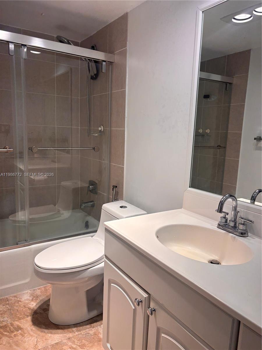 1915 Brickell Ave #C1204 Miami, FL 33129