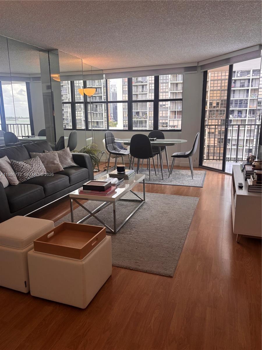 1915 Brickell Ave #C1204 Miami, FL 33129