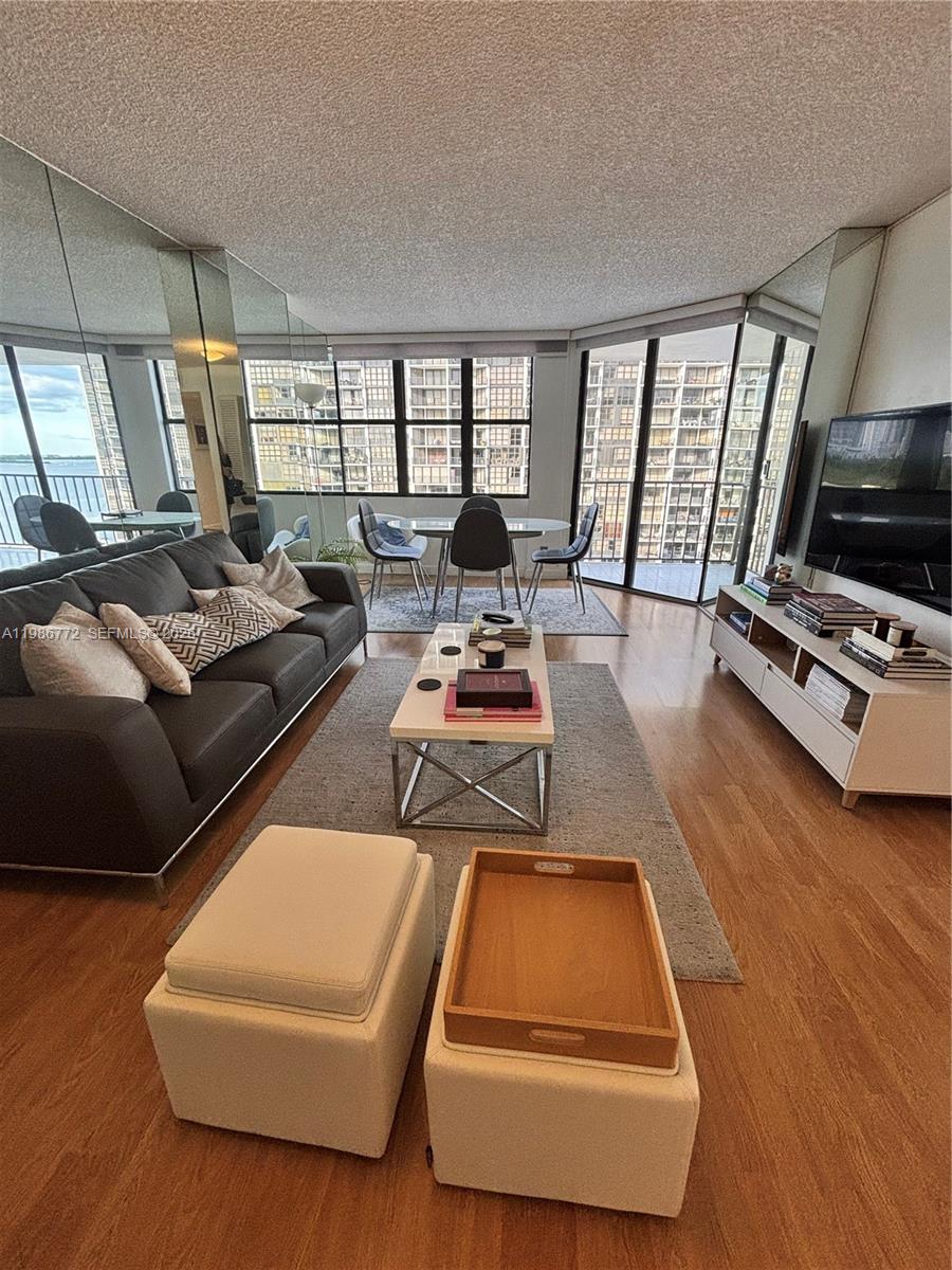 1915 Brickell Ave #C1204 Miami, FL 33129