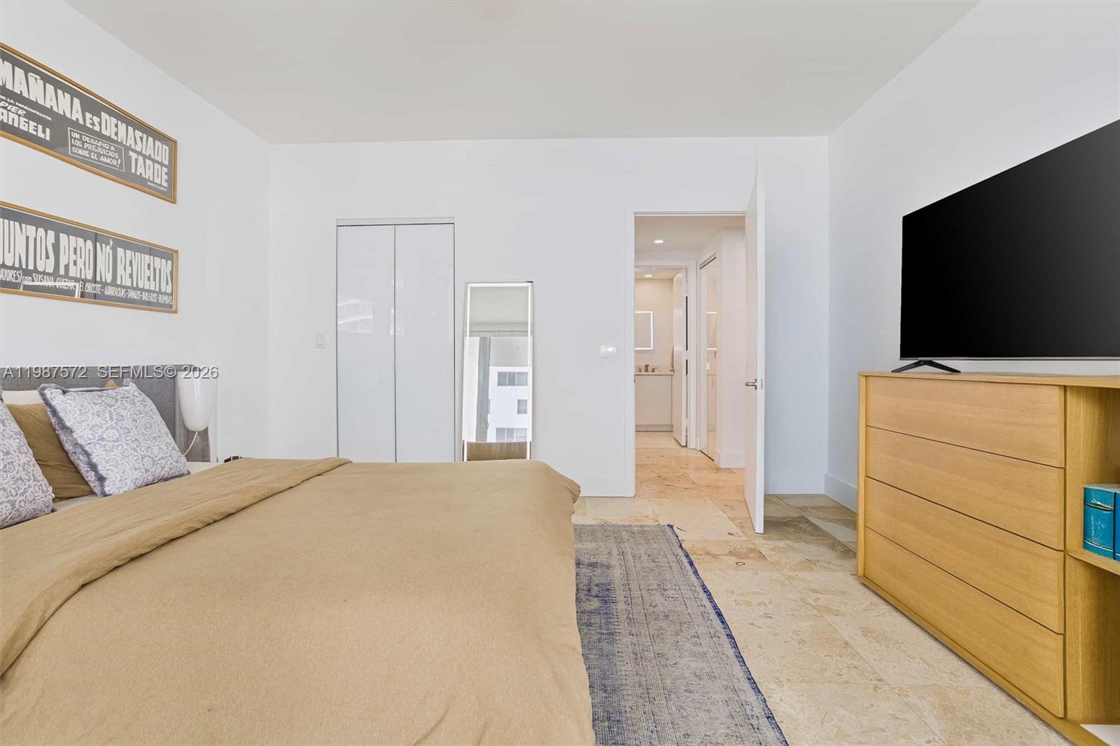 1331 Brickell Bay Dr #1606 Miami, FL 33131