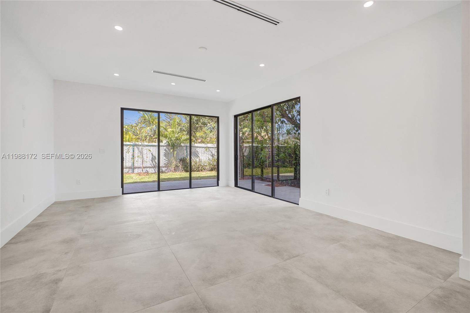 2421 SW 16th Ter Miami, FL 33145