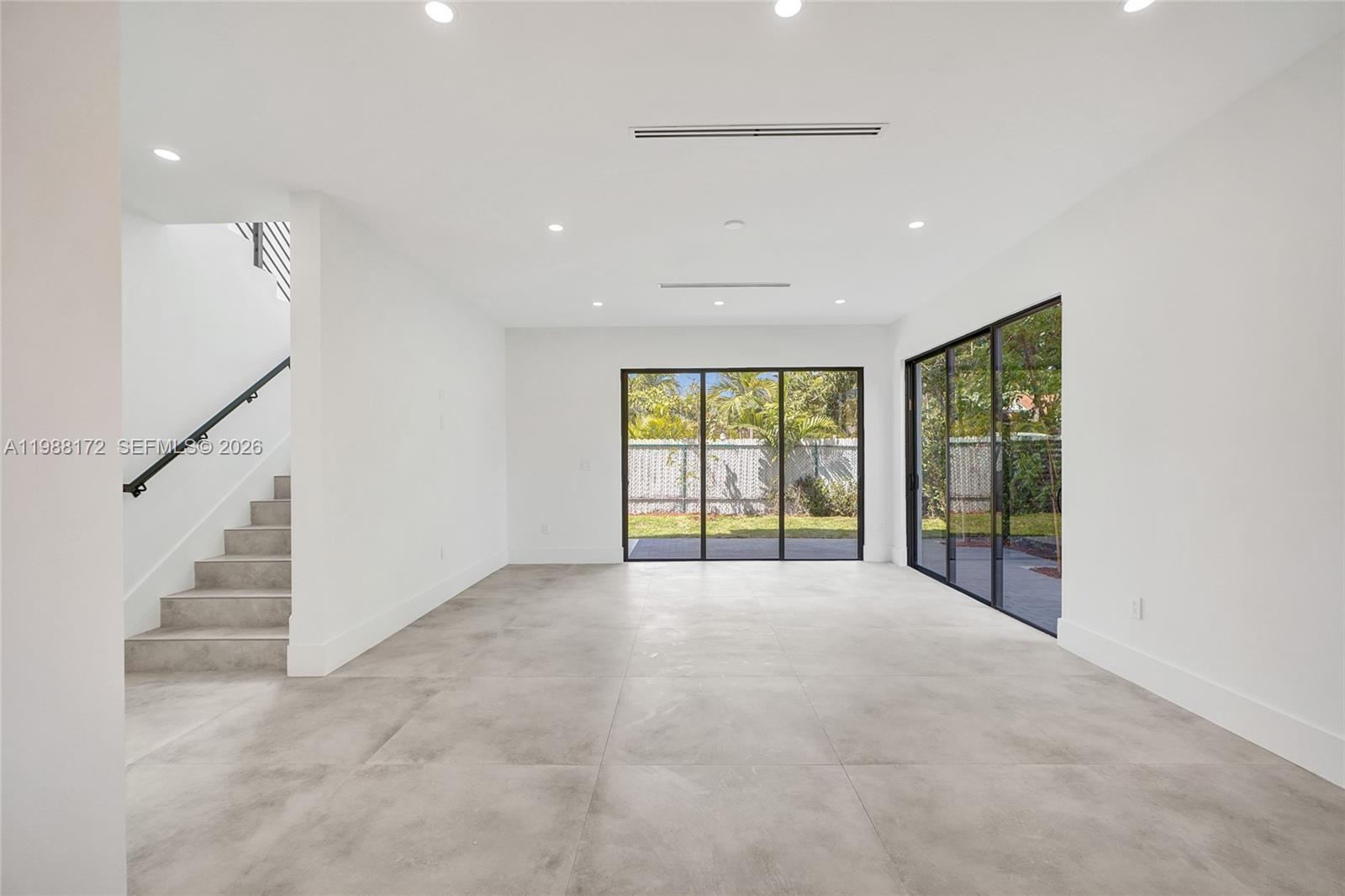 2421 SW 16th Ter Miami, FL 33145