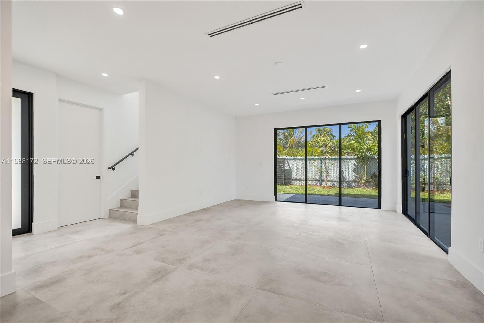 2421 SW 16th Ter Miami, FL 33145