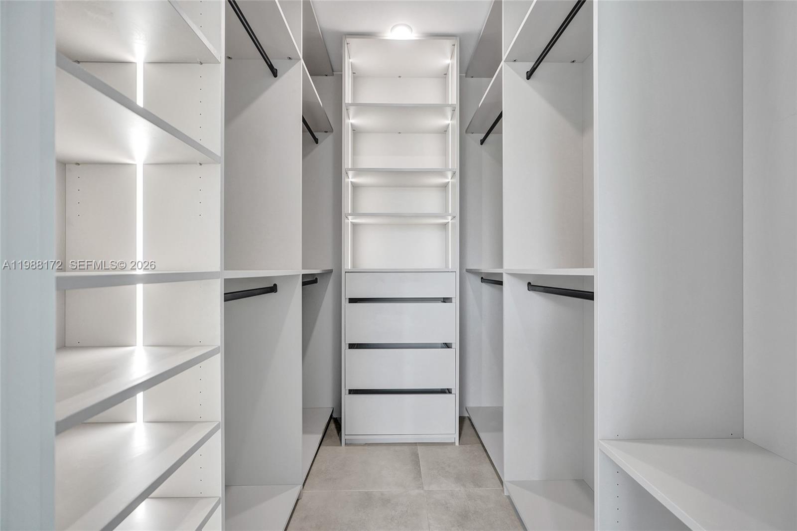 2421 SW 16th Ter Miami, FL 33145