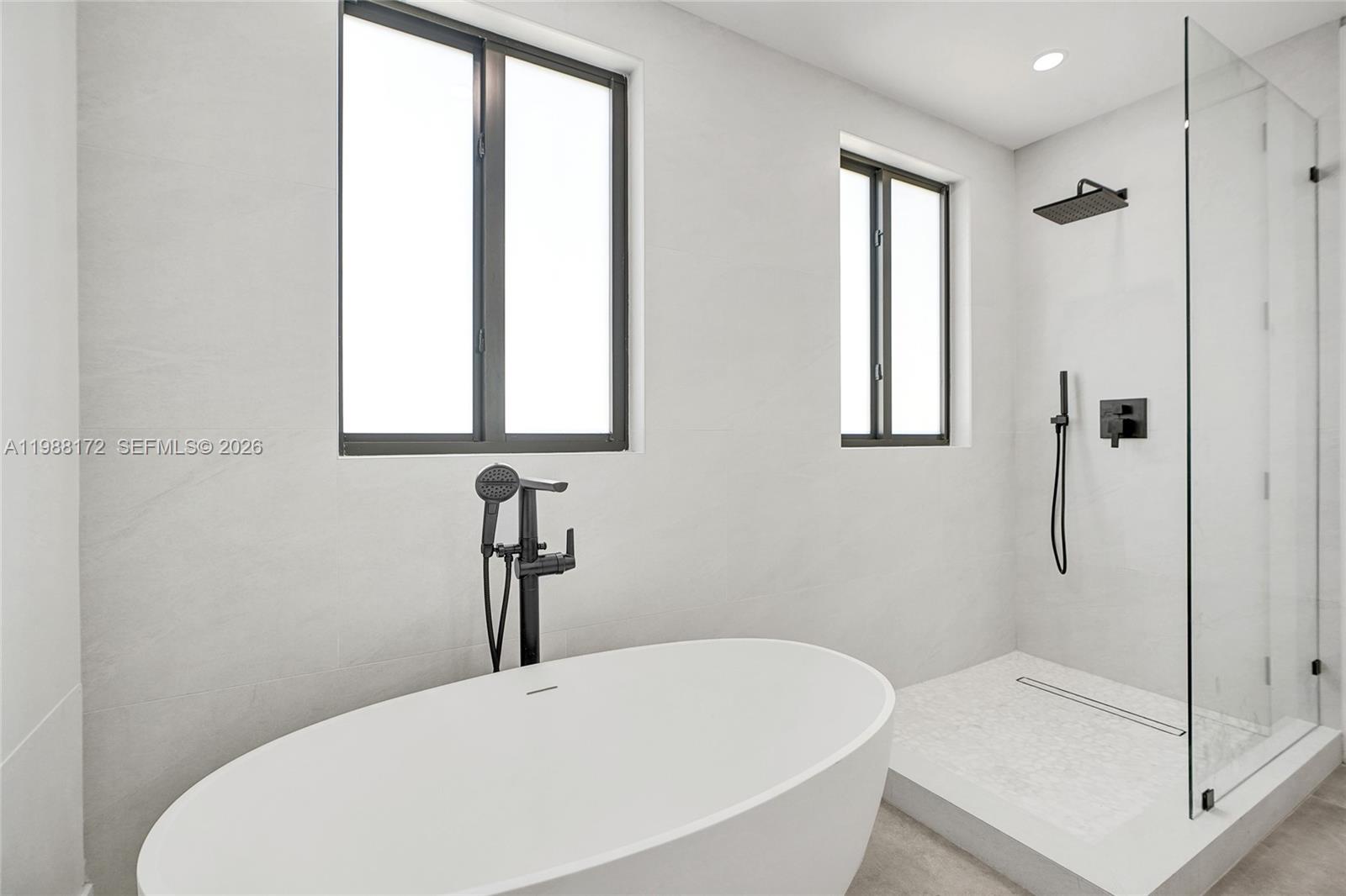 2421 SW 16th Ter Miami, FL 33145