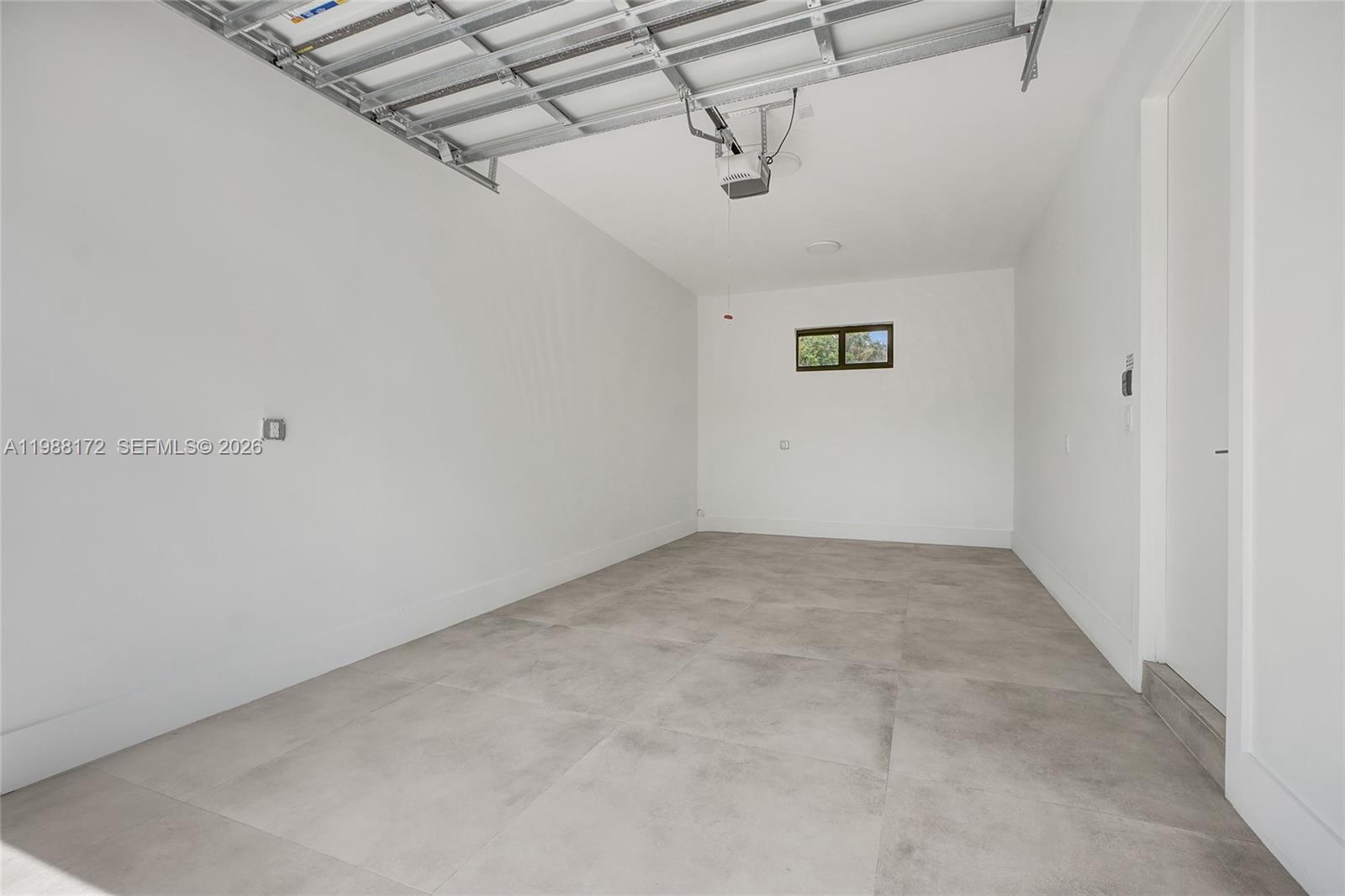 2421 SW 16th Ter Miami, FL 33145