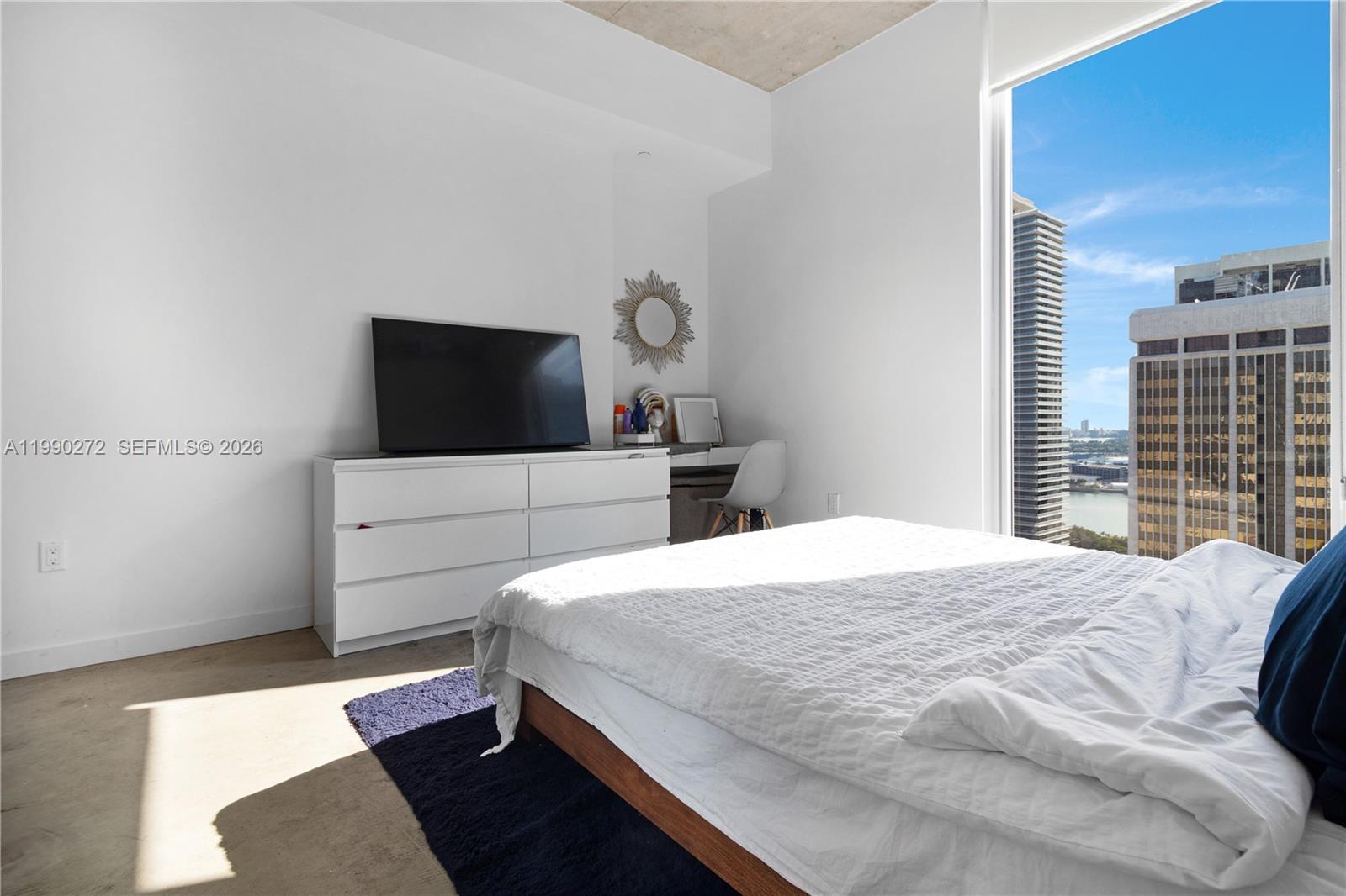 151 SE 1st St #2802 Miami, FL 33131