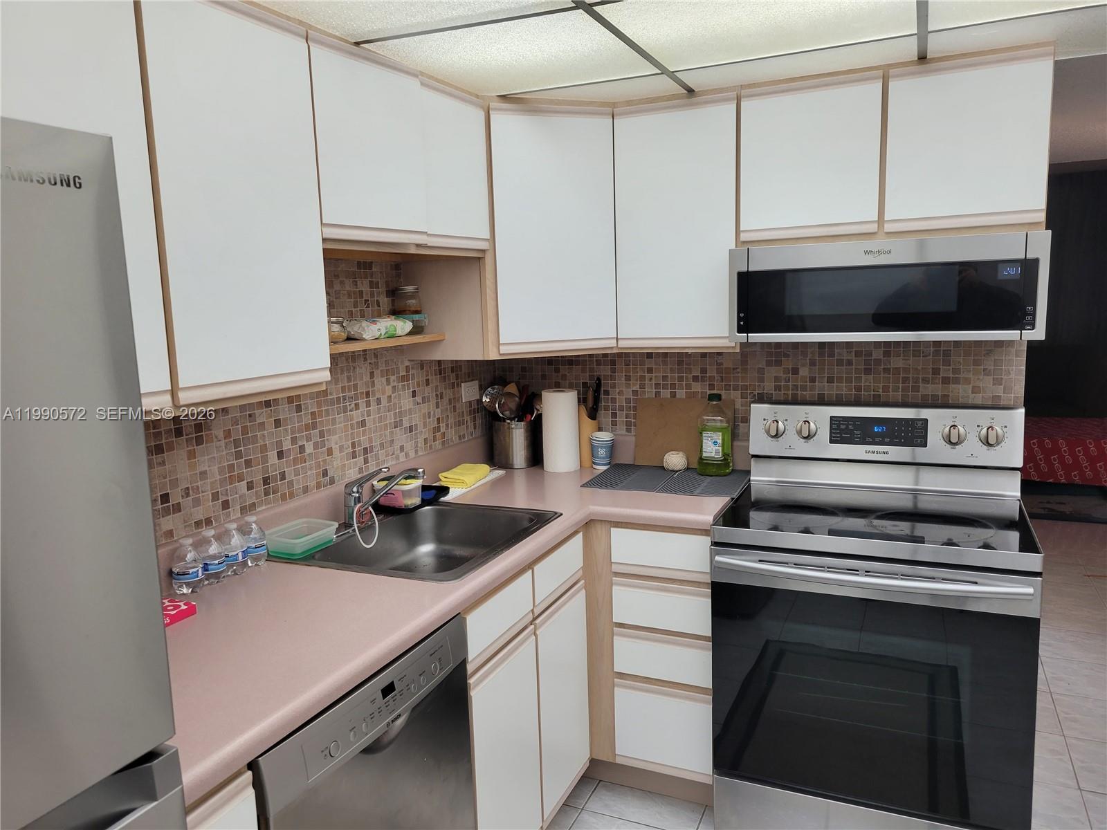 image Winston Towers 2001