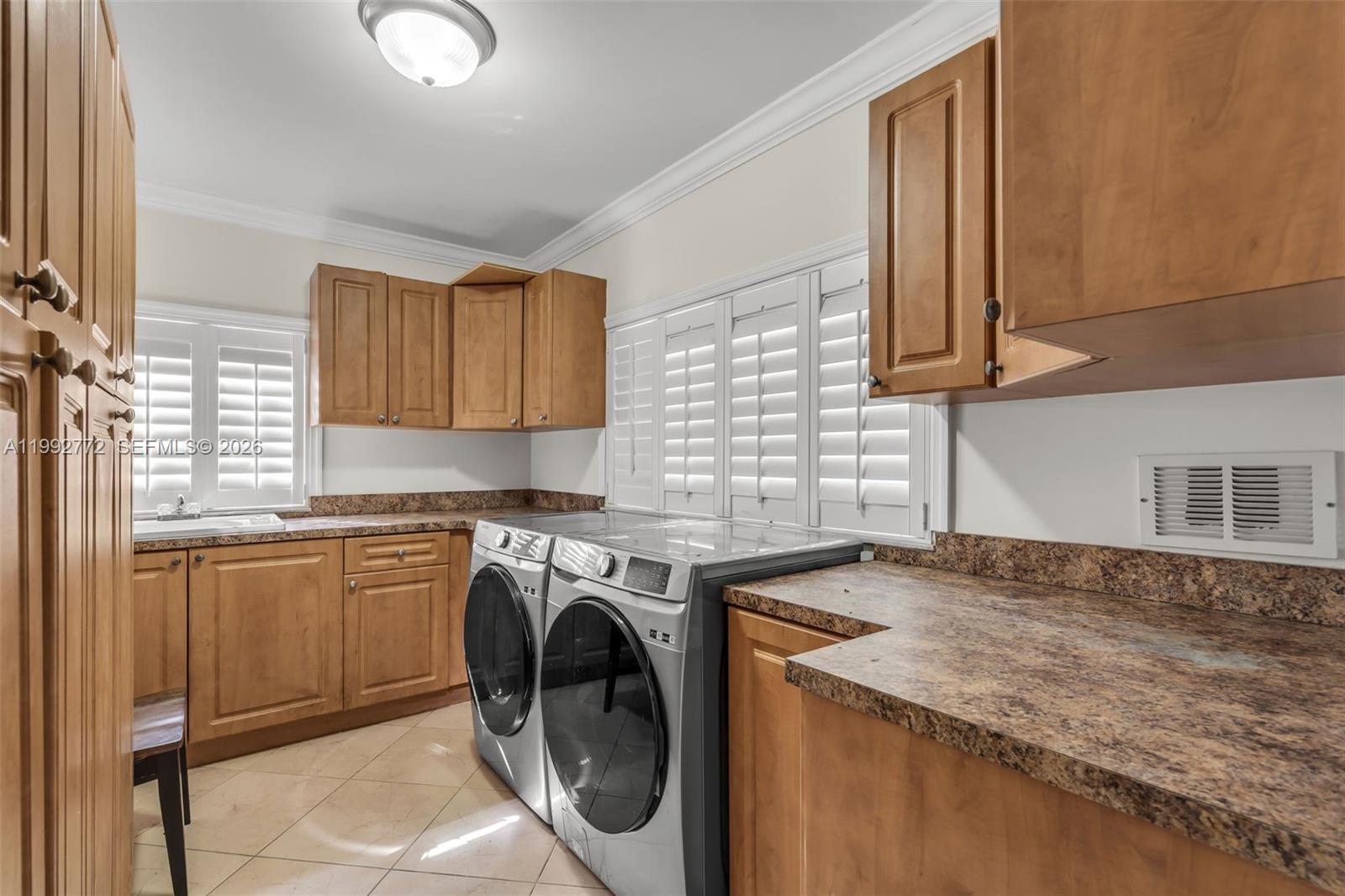 1550 Taragona Dr Coral Gables, FL 33134