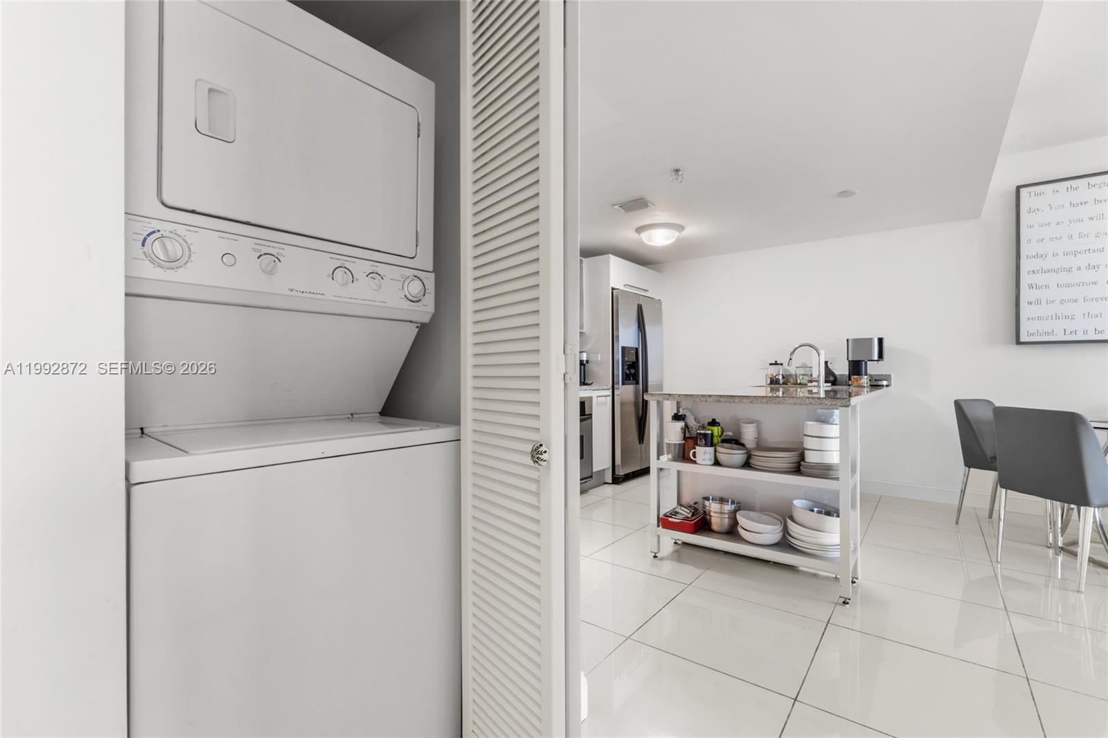 185 SW 7th St #3414 Miami, FL 33130