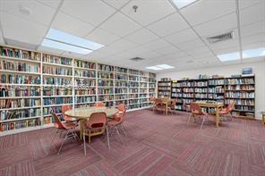 117 Lake Emerald Dr #409 Oakland Park, FL 33309