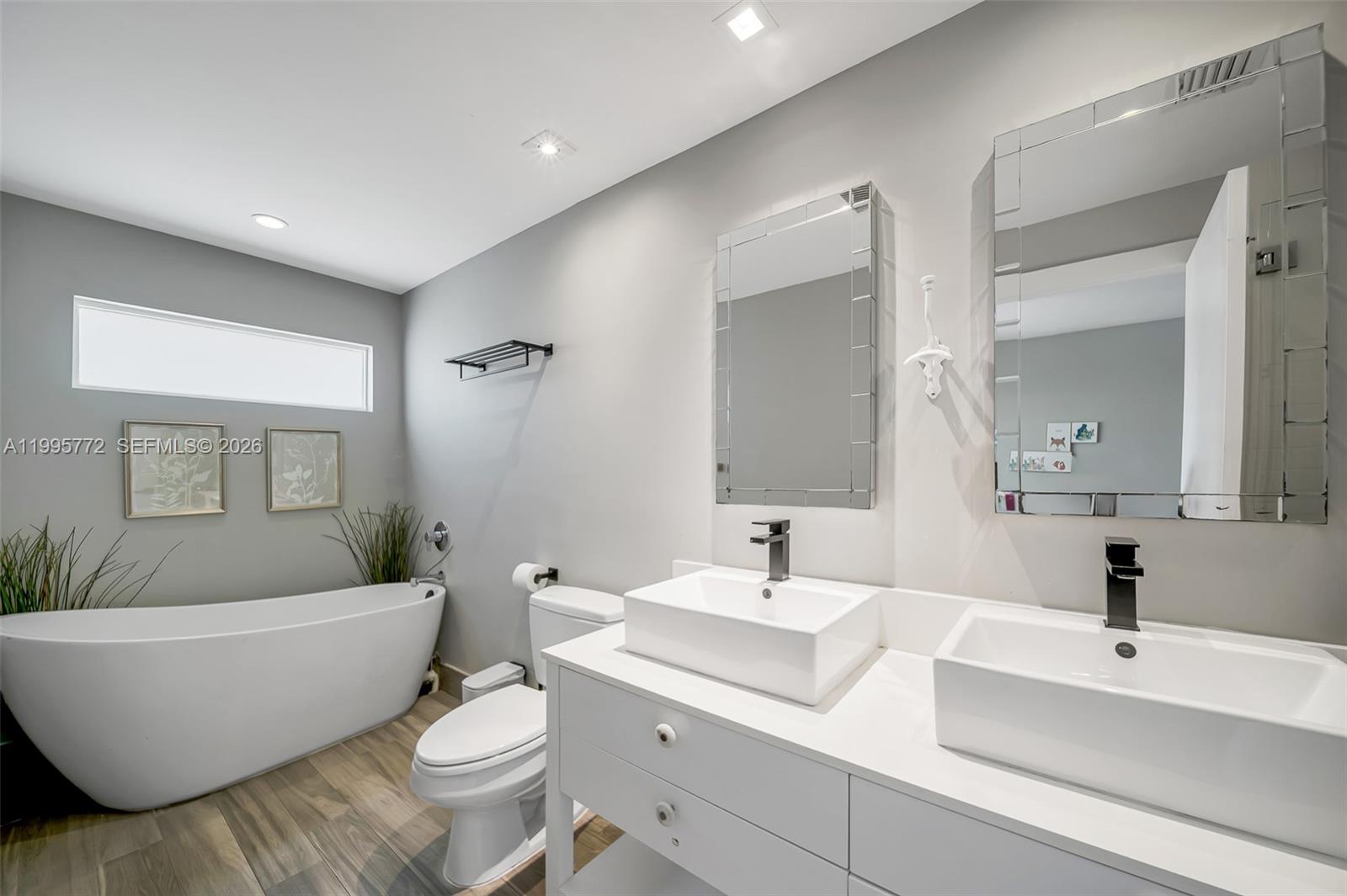 201 Crandon Blvd #175 Key Biscayne, FL 33149