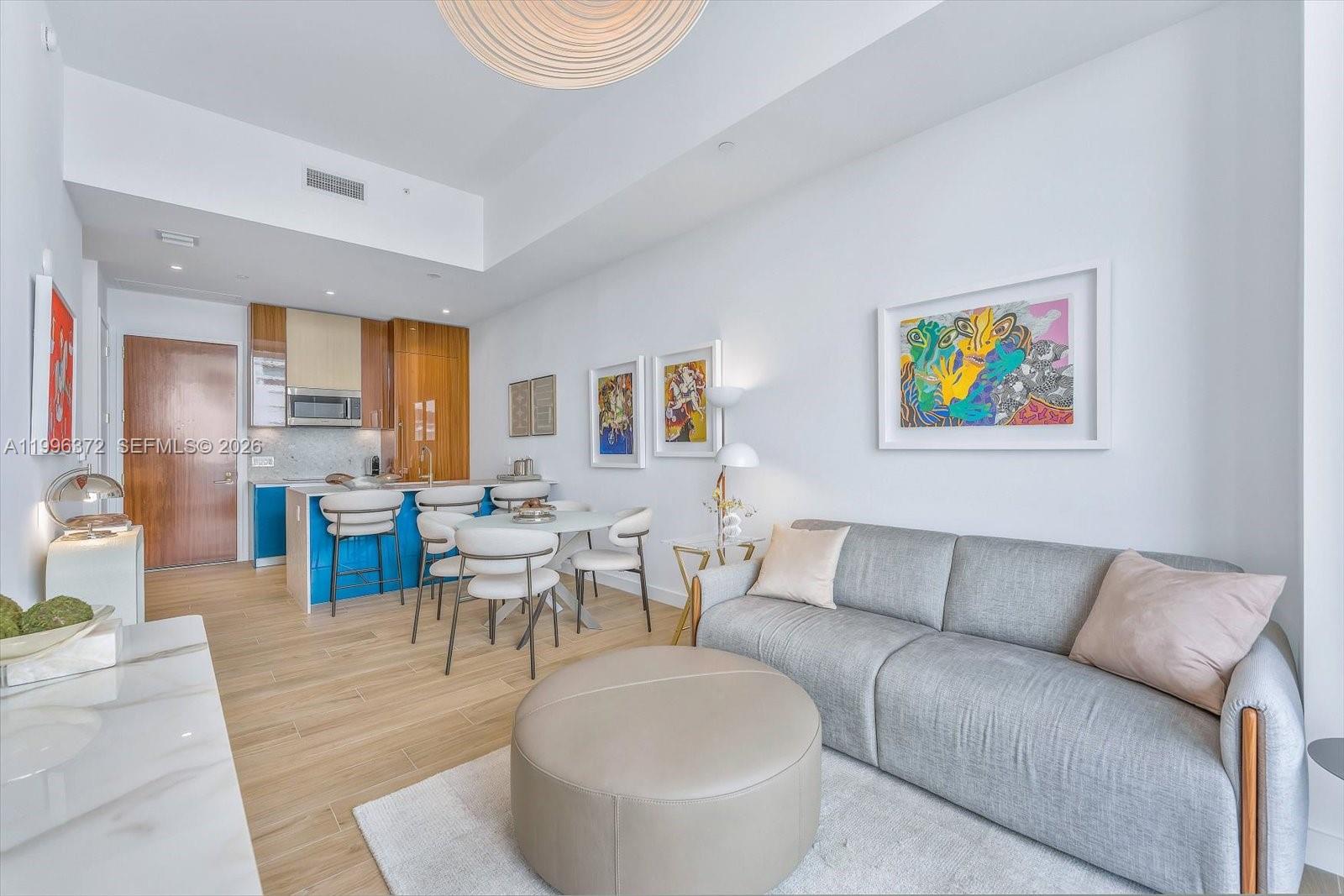 image Mr. C Residences | Bayshore4