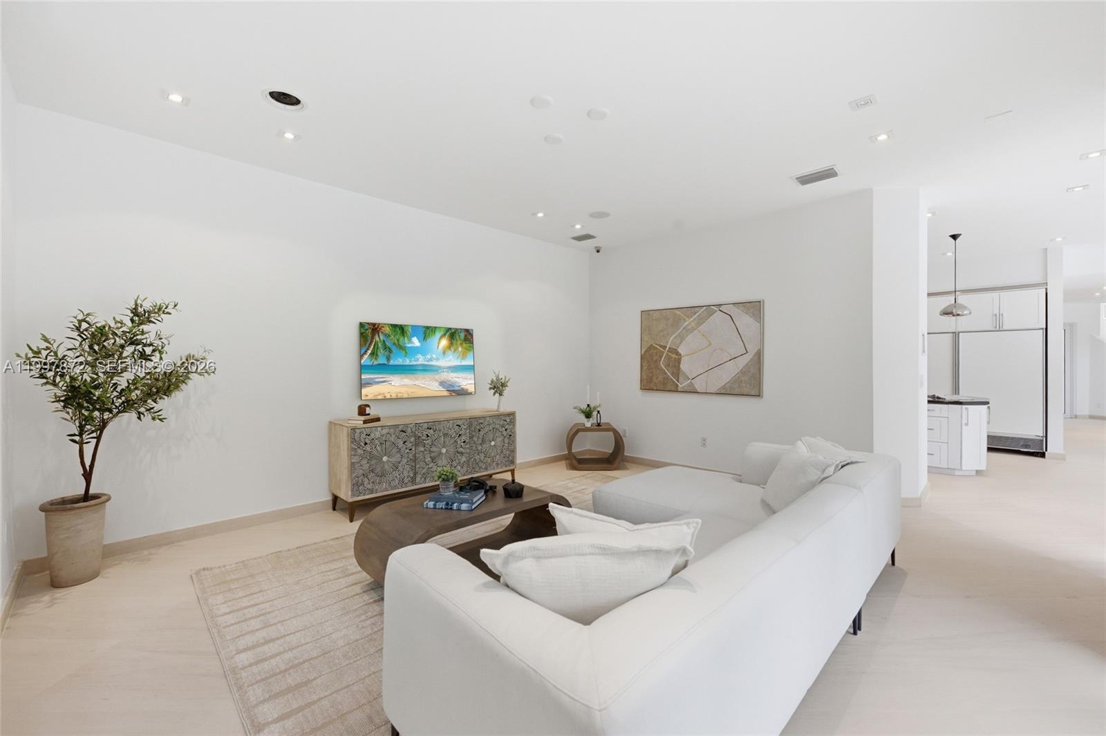 3752 NE 199th St Aventura, FL 33180