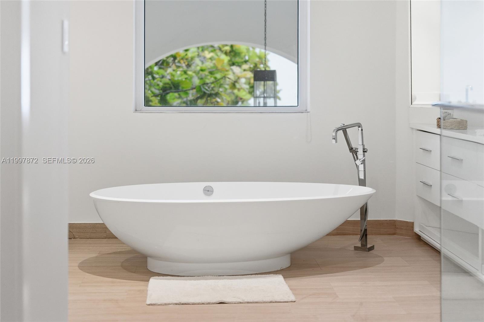 3752 NE 199th St Aventura, FL 33180