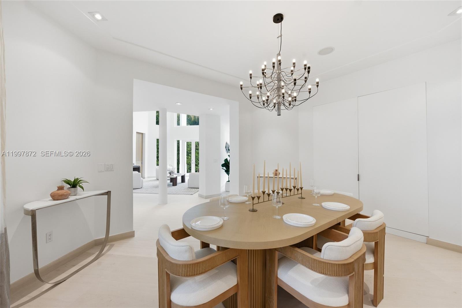 3752 NE 199th St Aventura, FL 33180