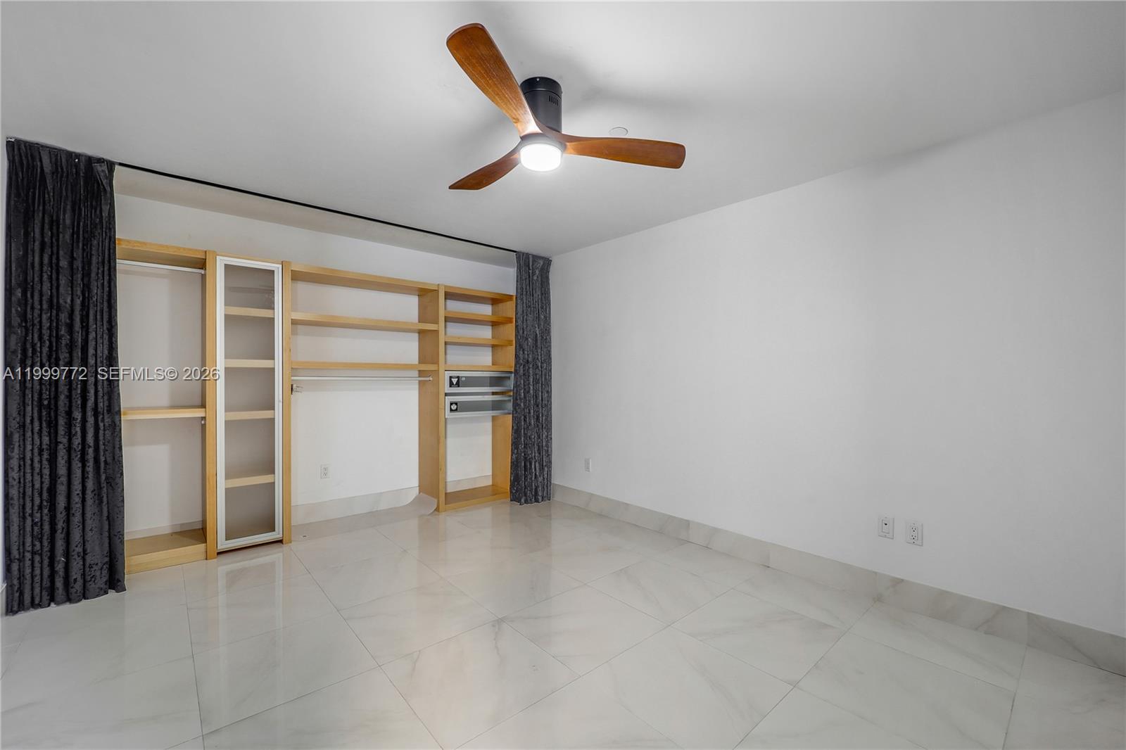 1040 Biscayne Blvd #1001 Miami, FL 33132