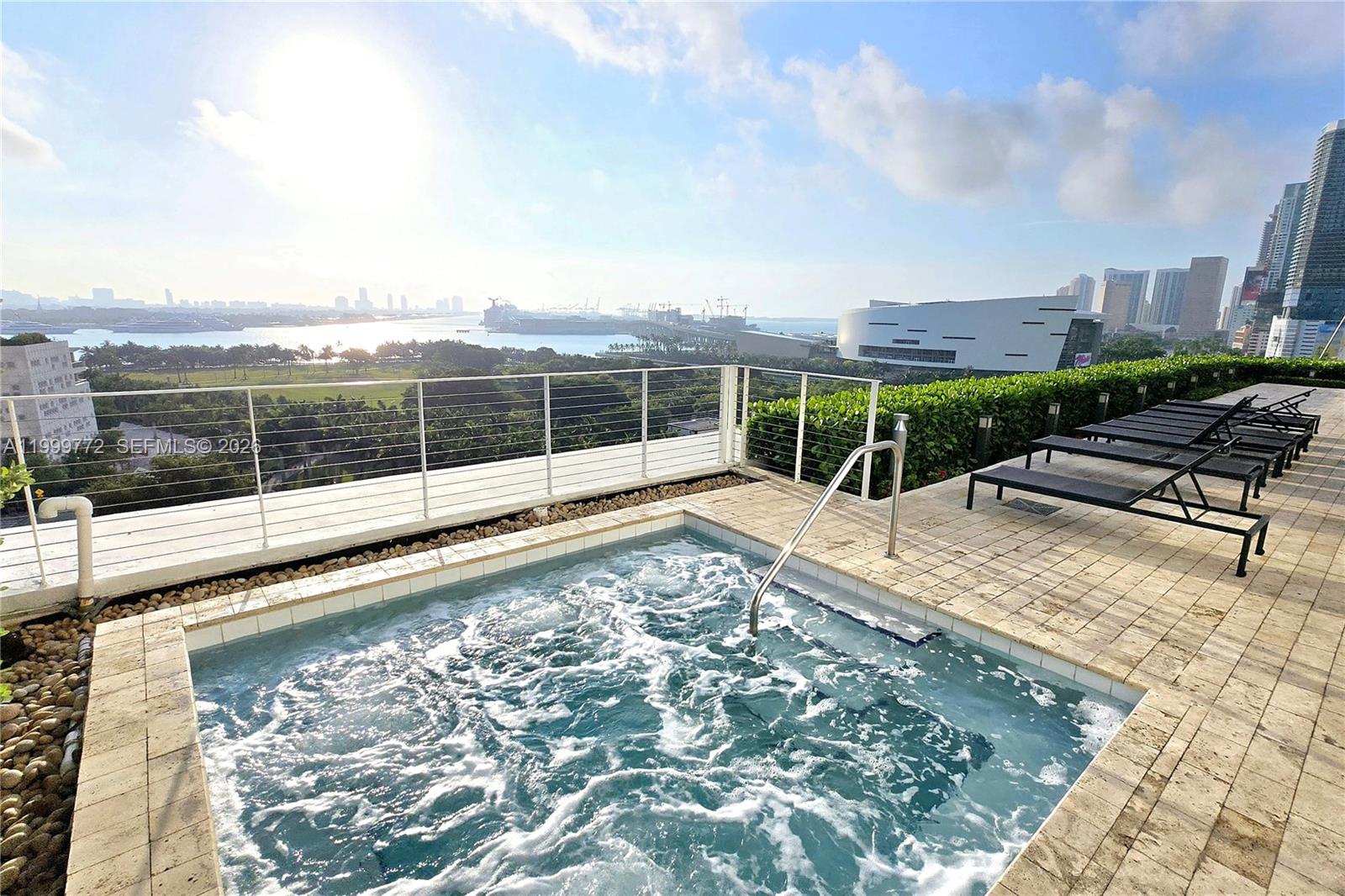 1040 Biscayne Blvd #1001 Miami, FL 33132