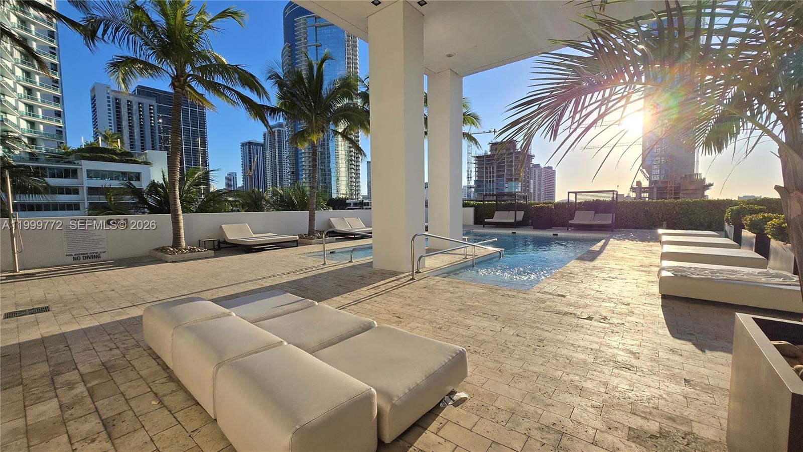 1040 Biscayne Blvd #1001 Miami, FL 33132