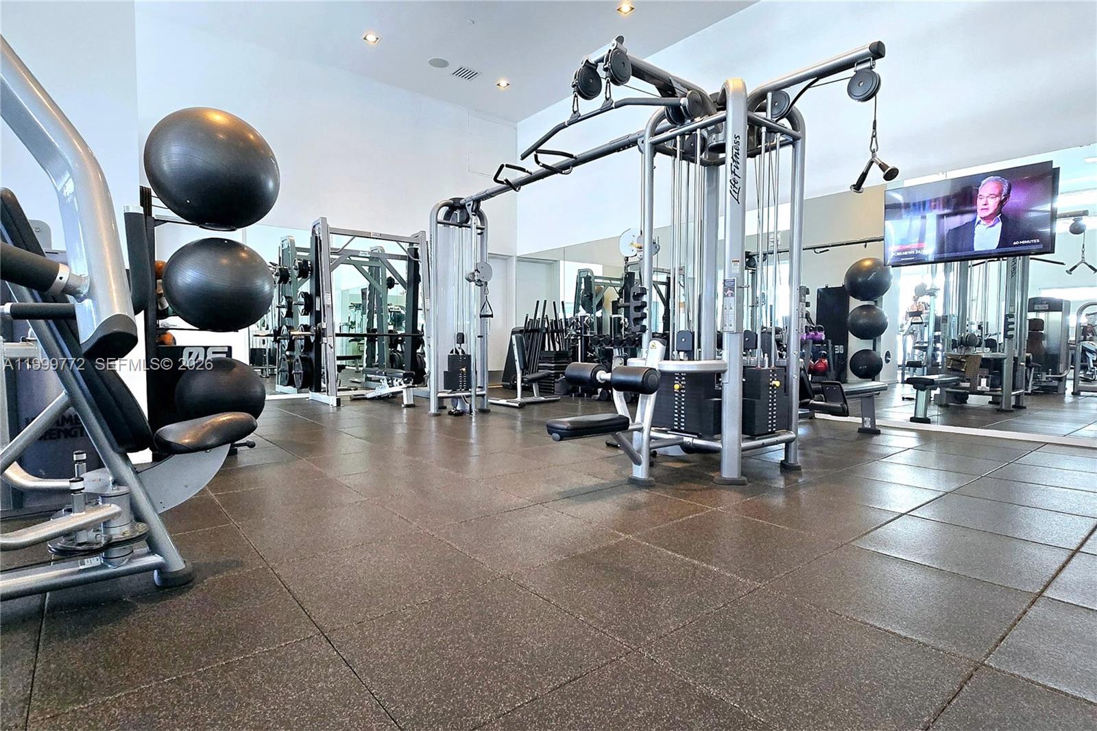 1040 Biscayne Blvd #1001 Miami, FL 33132