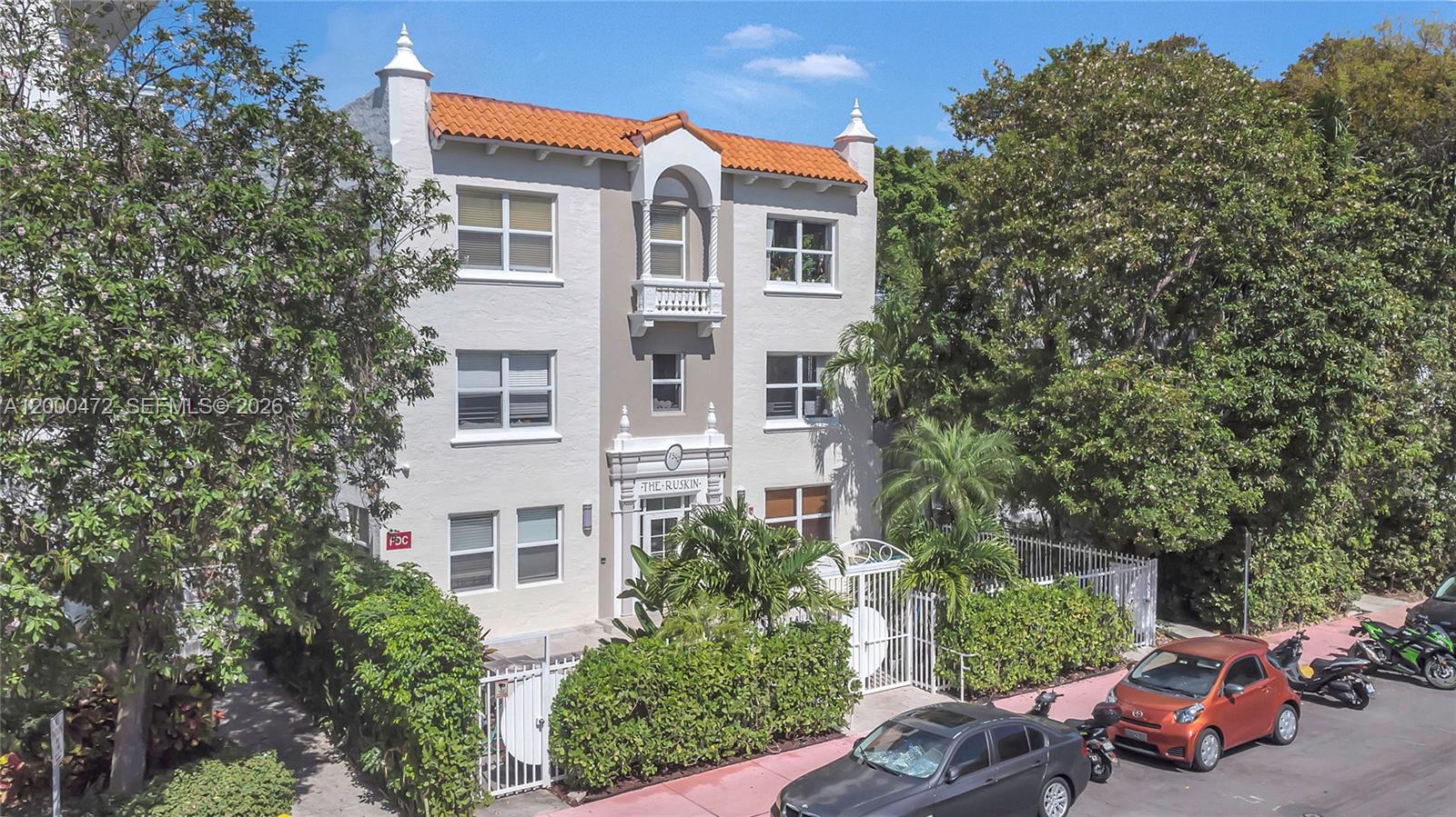 1542 Drexel Ave #103