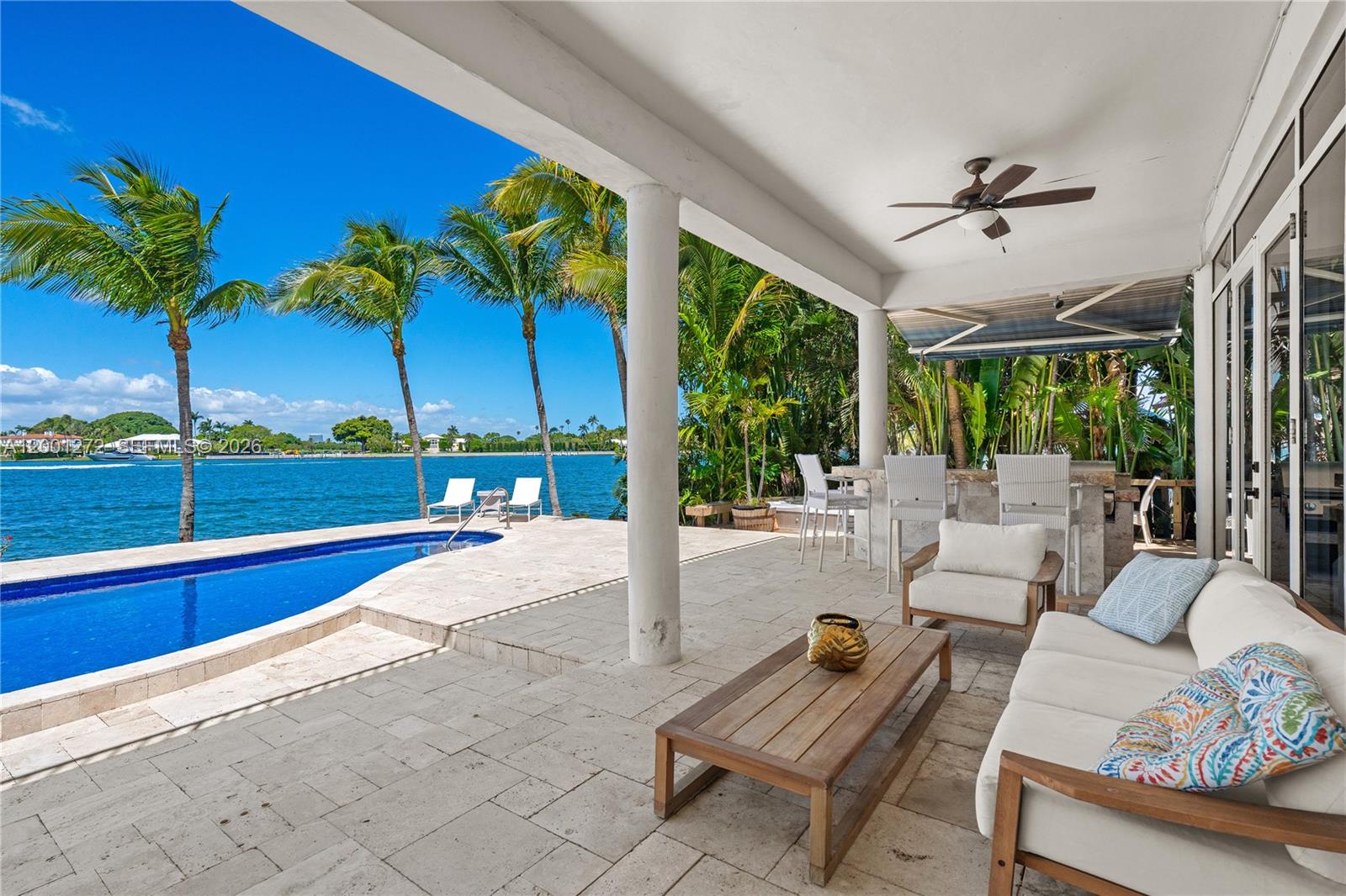 1575 Stillwater Dr Miami Beach, FL 33141