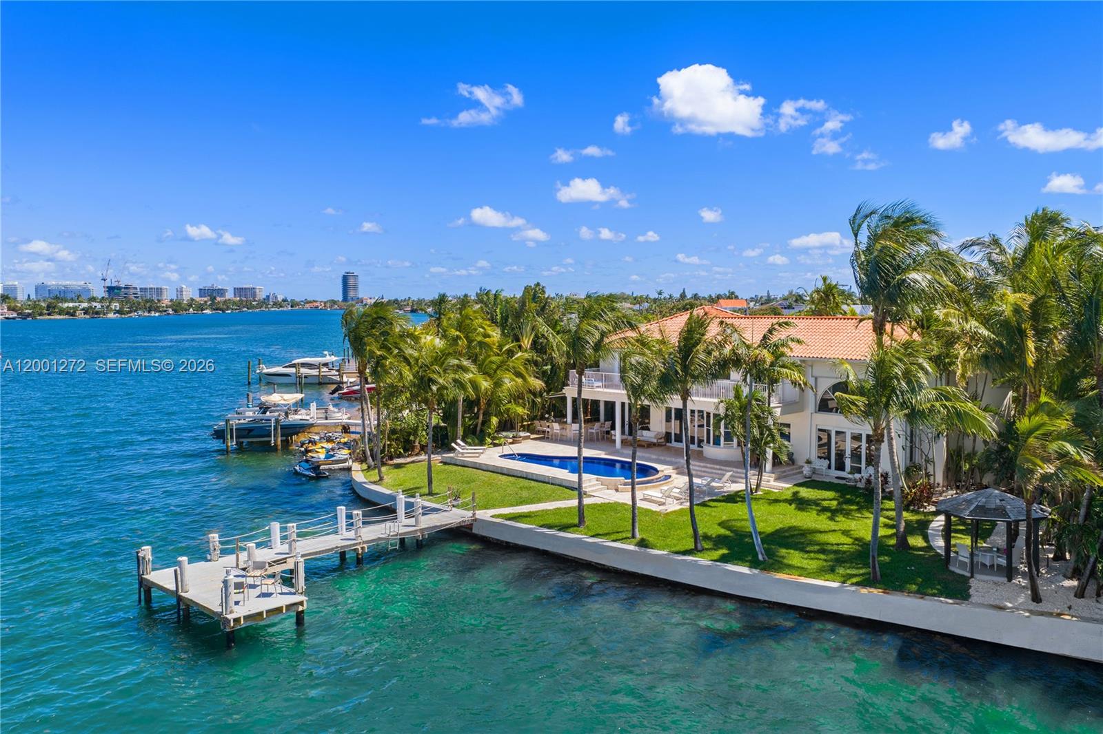 1575 Stillwater Dr Miami Beach, FL 33141