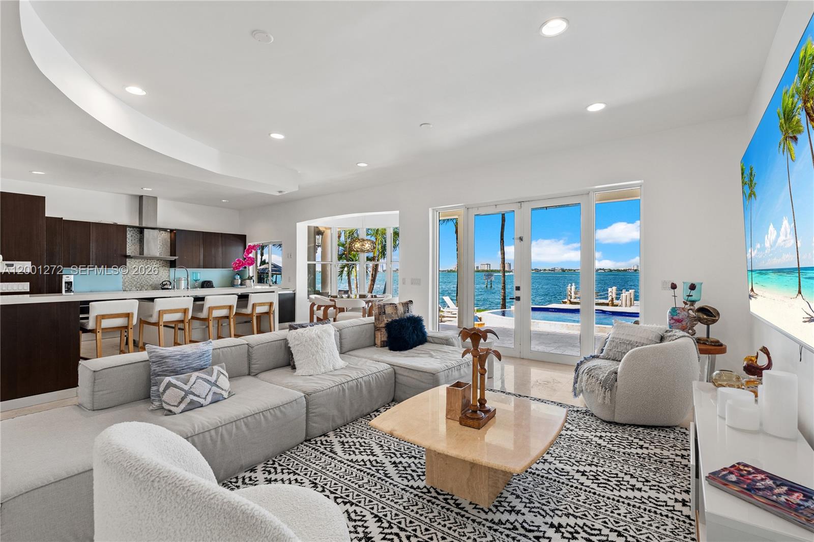 1575 Stillwater Dr Miami Beach, FL 33141